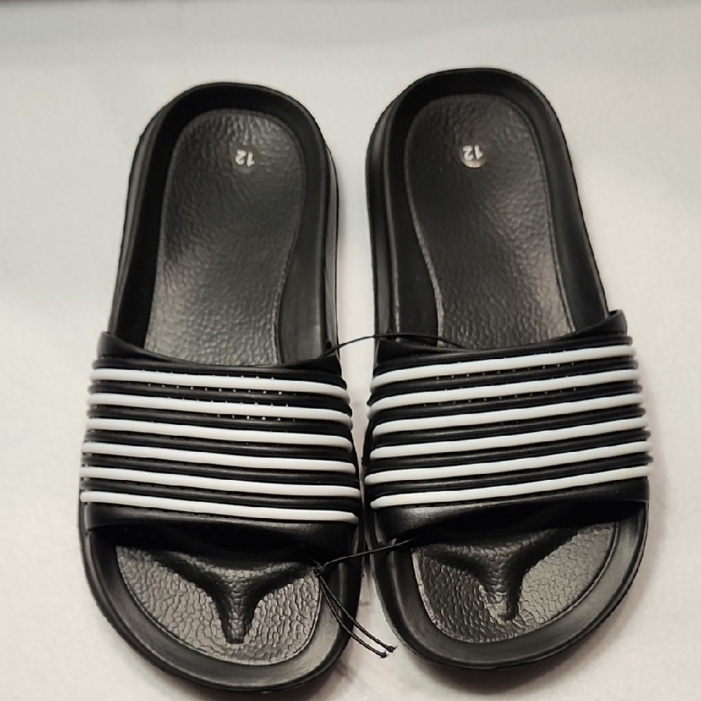 Black and White New BOYS Slide Sandals SIZE 12